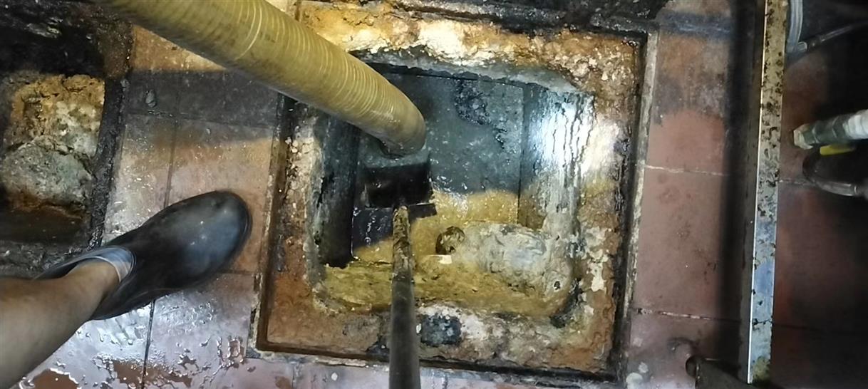 娄烦污水池清理一般都有毒气，怎么预防中毒呢？